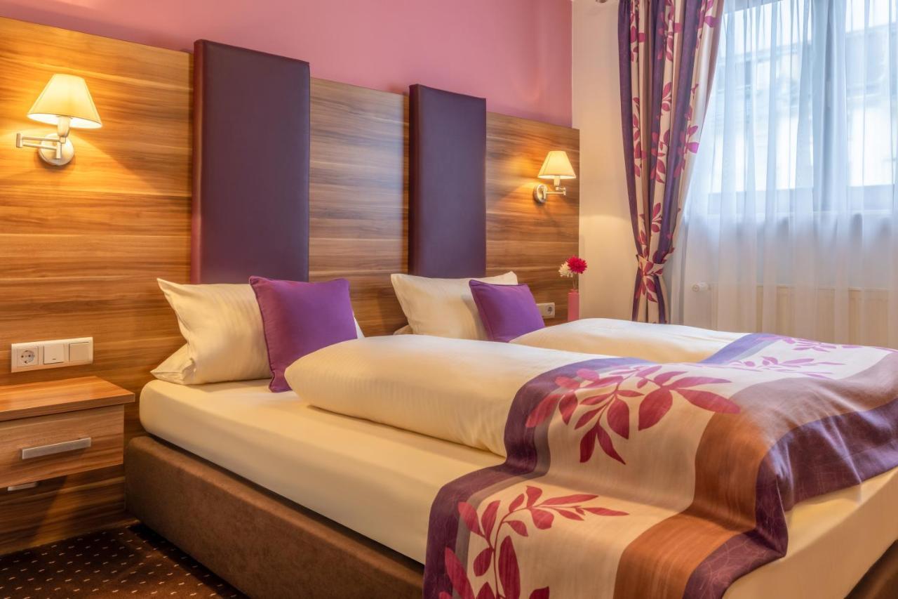 Altdeutsche Weinstube Hotel Rüdesheim am Rhein Kültér fotó